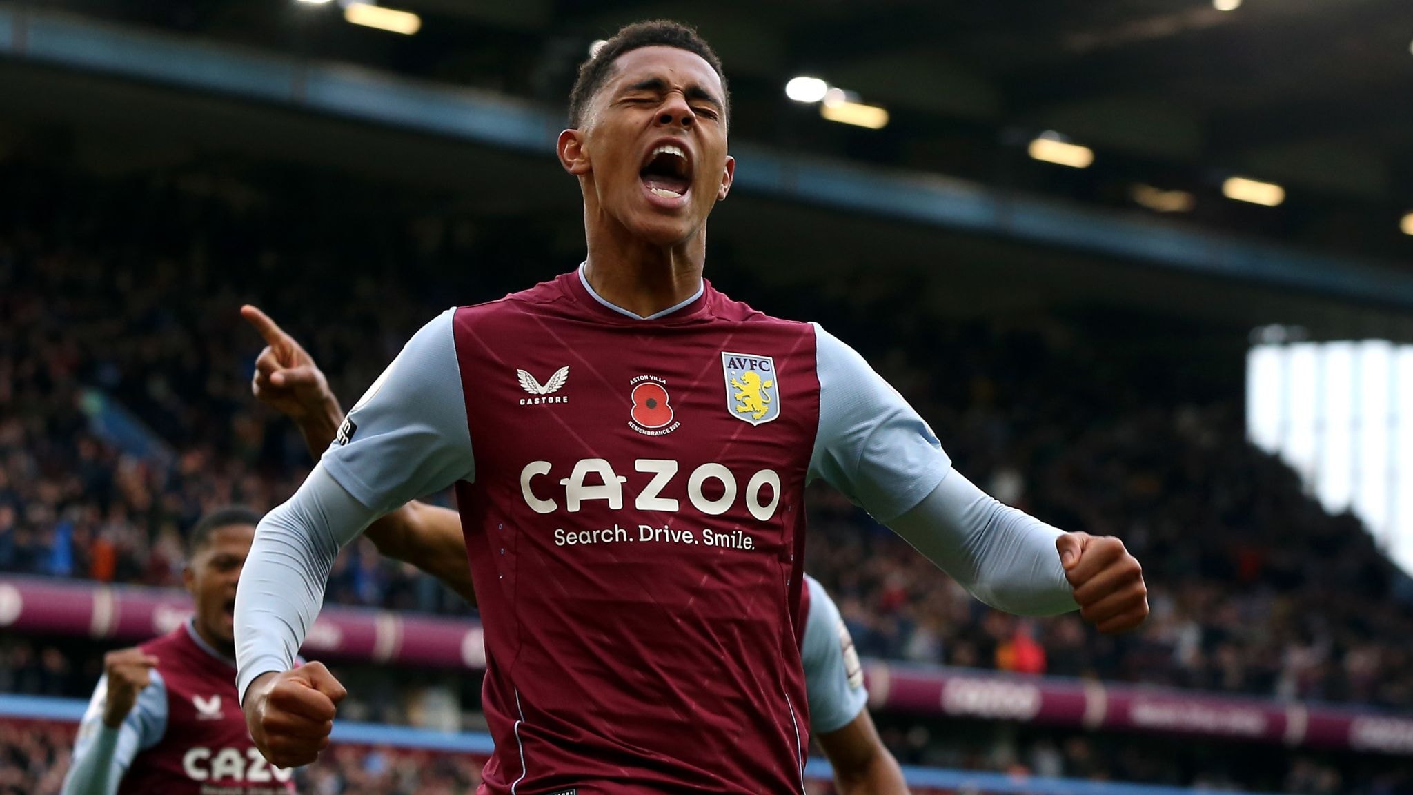 Aston Villa 3-1 Man Utd: Unai Emery's first game ends 27-year wait for Premier League win over United at Villa Park | Football News | Sky Sports